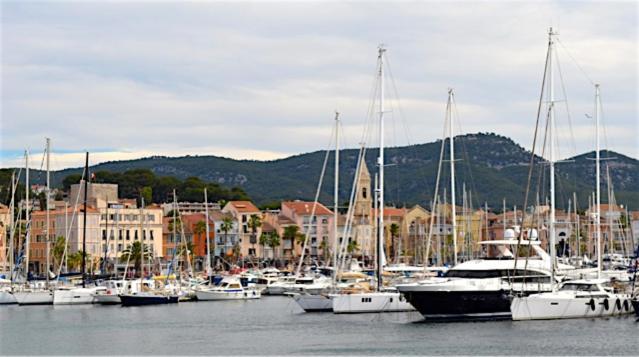 Le Murat Six-Fours-les-Plages Eksteriør bilde